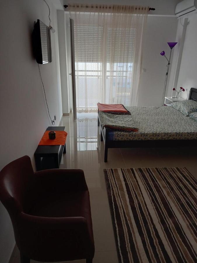 شقة بار  في Apartman Savic Plus المظهر الخارجي الصورة